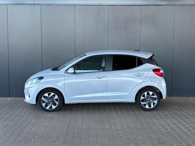 Hyundai i10 MPI 1.0 63PS Comfort / CarPlay Navi Kamera Tempomat Alu 15'' 