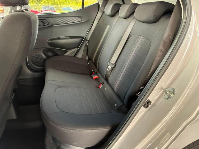 Hyundai i10 MPI 1.0 63PS Comfort / CarPlay Navi Kamera Tempomat Alu 15'' 