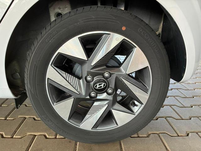 Hyundai i10 MPI 1.0 63PS Comfort / CarPlay Navi Kamera Tempomat Alu 15'' 