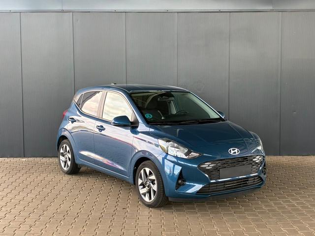 Hyundai i10 MPI 1.0 63PS Comfort / CarPlay Navi Kamera Tempomat Alu 15'' 