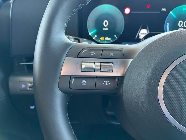 Hyundai KONA HEV Prime Sky MY26 / LED ACC Bose Navi Schiebedach PDC V&H + 360. Kamera Sitz Lenkradheizung Alu 18" 