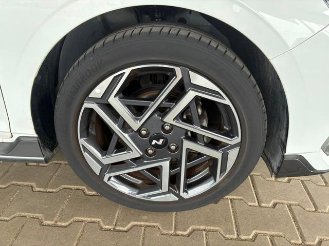 Hyundai i20 1.2 MPI N-Line / LED Tempomat Navi R&uuml;ckfahrkamera Alu 17" 