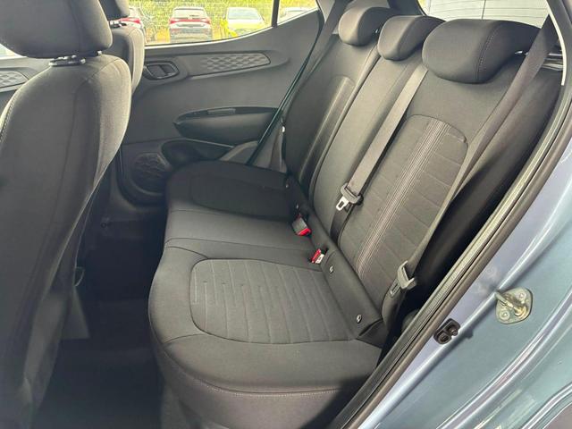 Hyundai i10 MPI 1.0 63PS Comfort / CarPlay Navi Kamera Tempomat Alu 15'' 