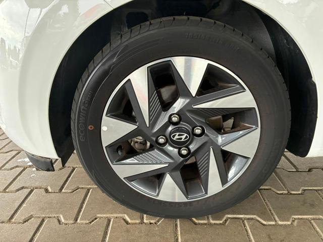 Hyundai i10 MPI 1.0 63PS Comfort / CarPlay Navi Kamera Tempomat Alu 15'' 