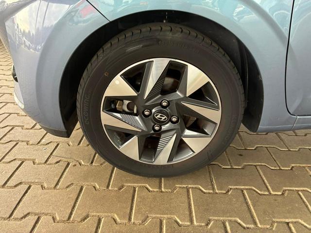 Hyundai i10 MPI 1.0 63PS Comfort / CarPlay Navi Kamera Tempomat Alu 15'' 