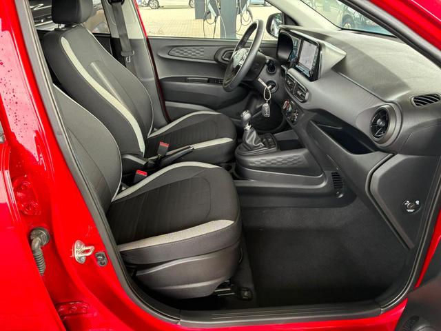 Hyundai i10 MPI 1.0 63PS Comfort / CarPlay Navi Kamera Tempomat Alu 15'' 