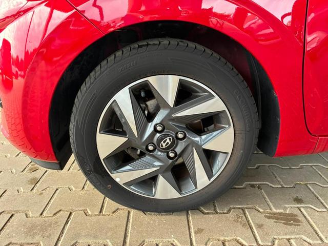 Hyundai i10 MPI 1.0 63PS Comfort / CarPlay Navi Kamera Tempomat Alu 15'' 