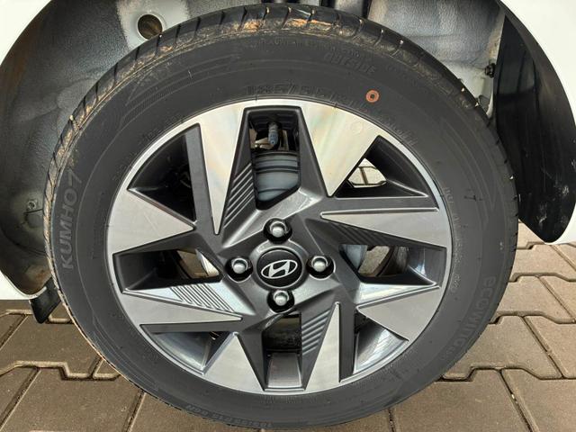 Hyundai i10 MPI 1.0 63PS Comfort / CarPlay Navi Kamera Tempomat Alu 15'' 
