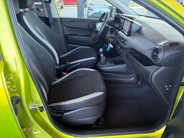 Hyundai i10 MPI 1.0 63PS Comfort / CarPlay Navi Kamera Tempomat Alu 15'' 
