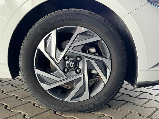 Hyundai i20 Comfort 1.0 T-GDI Automatik / LED Tempomat Navi R&uuml;ckfahrkamera Alu 16" 