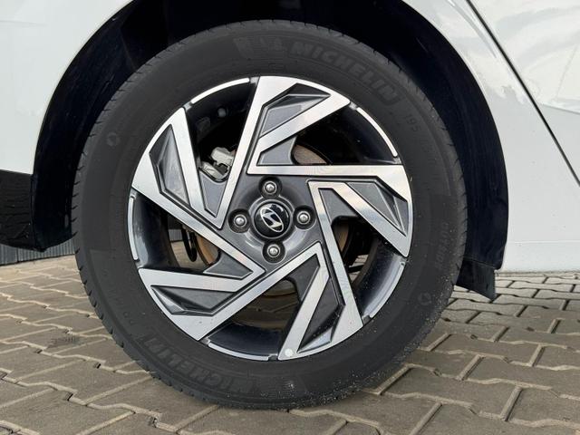 Hyundai i20 Comfort 1.0 T-GDI Automatik / LED Tempomat Navi R&uuml;ckfahrkamera Alu 16" 