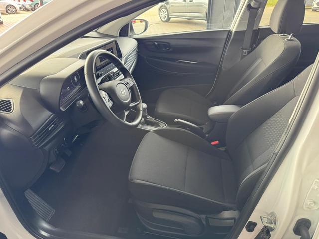 Hyundai i20 Comfort 1.0 T-GDI Automatik / LED Tempomat Navi R&uuml;ckfahrkamera Alu 16" 