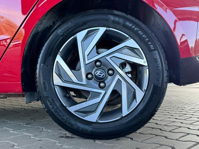 Hyundai i20 Comfort 1.0 T-GDI Automatik / LED Tempomat Navi R&uuml;ckfahrkamera Alu 16" 