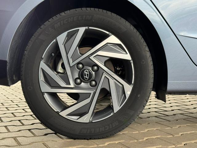 Hyundai i20 Comfort 1.0 T-GDI Automatik / LED Tempomat Navi R&uuml;ckfahrkamera Alu 16" 