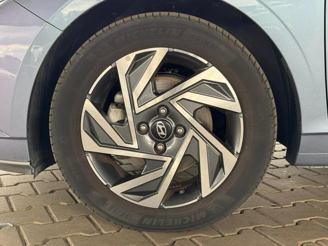 Hyundai i20 Comfort 1.0 T-GDI Automatik / LED Tempomat Navi R&uuml;ckfahrkamera Alu 16" 