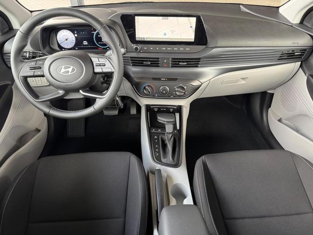 Hyundai i20 Smart 1.0 T-GDi 90PS 7DCT Automatik / Navi PDC H. mit Kamera SHZ Vorne ALU 16'' 