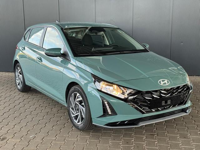 Hyundai i20 Smart 1.0 T-GDi 90PS 7DCT Automatik / Navi PDC H. mit Kamera SHZ Vorne ALU 16'' 