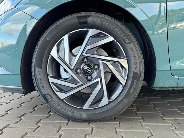 Hyundai i20 Smart 1.0 T-GDi 90PS 7DCT Automatik / Navi PDC H. mit Kamera SHZ Vorne ALU 16'' 