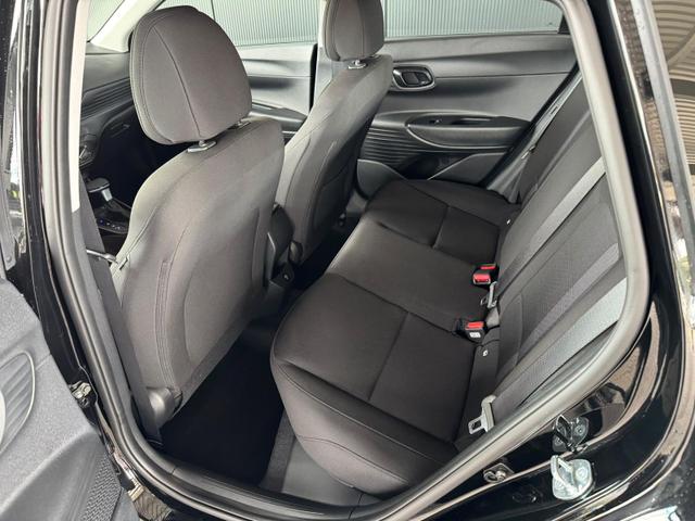 Hyundai i20 Smart 1.0 T-GDi 90PS 7DCT Automatik / Navi PDC H. mit Kamera SHZ Vorne ALU 16'' 