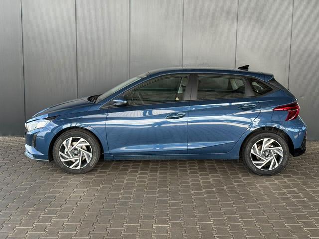 Hyundai i20 Smart 1.0 T-GDi 90PS 7DCT Automatik / Navi PDC H. mit Kamera SHZ Vorne ALU 16'' 