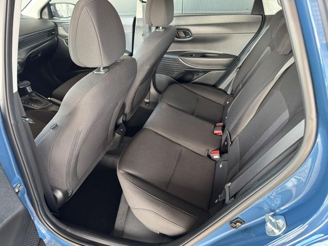 Hyundai i20 Smart 1.0 T-GDi 90PS 7DCT Automatik / Navi PDC H. mit Kamera SHZ Vorne ALU 16'' 
