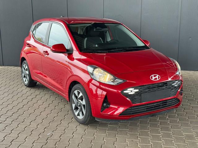 Hyundai i10 MPI 1.0 63PS Comfort / CarPlay Navi Kamera Tempomat Alu 15'' 