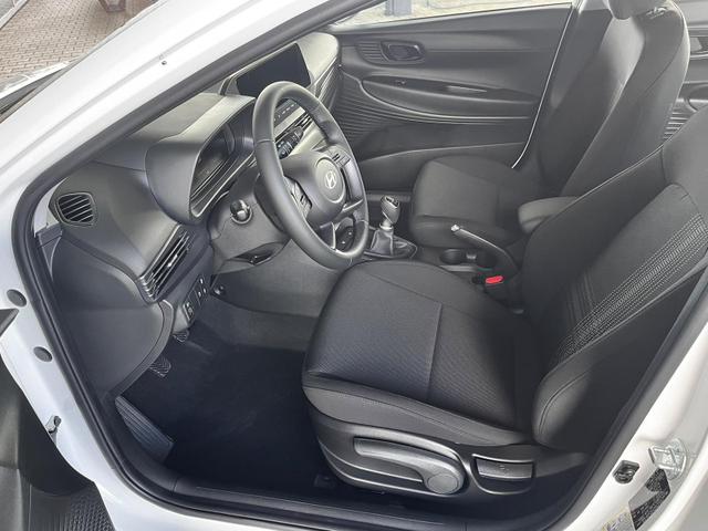 Hyundai i20 Trend 1.0 T-GDi 90PS 6MT / Navi Tempomat PDC H. mit Kamera 15'' R&auml;der 