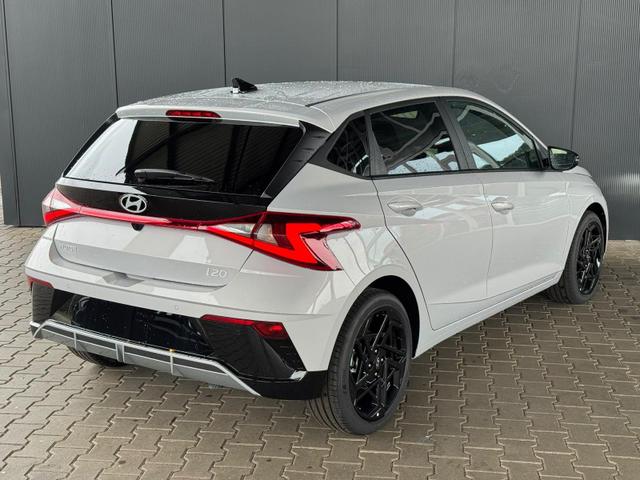 Hyundai i20 Black-Line STYLE 1,0 T-GDi 7-DCT / Navi Tempomat Spurhalteassistent Kamera Sitz + Lenkradheizung LED 