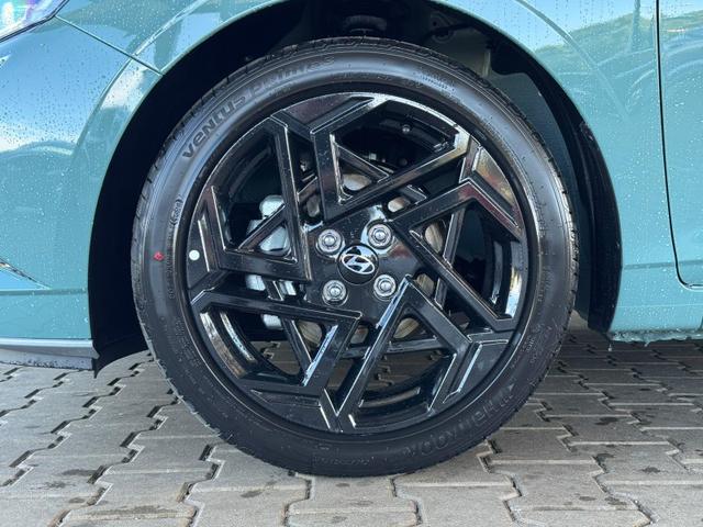 Hyundai i20 Black-Line STYLE 1.0 T-GDi 7-DCT / Navi Tempomat Spurhalteassistent Kamera Sitz + Lenkradheizung LED Alu 17'' 