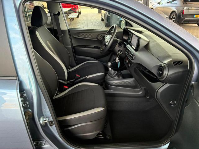 Hyundai i10 MPI 1.0 63PS Comfort / CarPlay Navi Kamera Tempomat Alu 15'' 