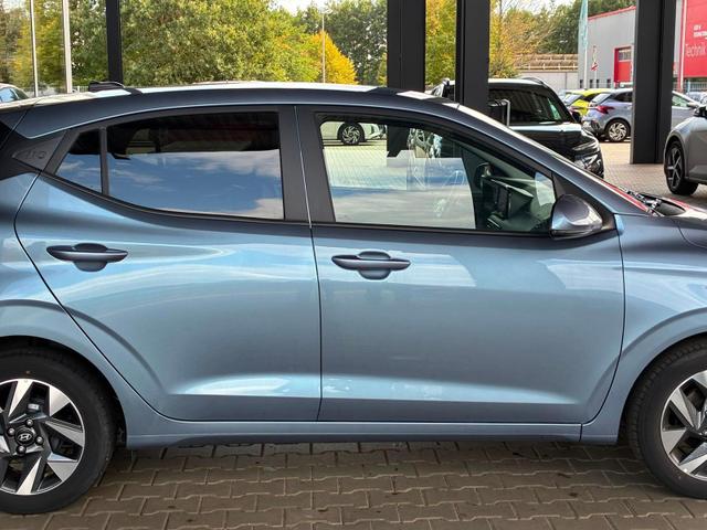 Hyundai i10 MPI 1.0 63PS Comfort / CarPlay Navi Kamera Tempomat Alu 15'' 