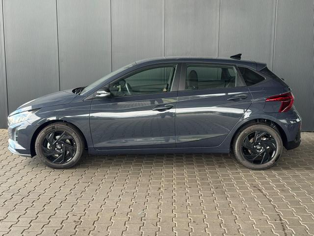 Hyundai i20 Go Plus! 1.0 T-GDI 90PS 7-DCT / Navi Spurhalteassistent /Tempomat Kamera Sitz + Lenkradheizung Alu 16'' 