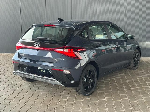 Hyundai i20 Go Plus! 1.0 T-GDI 90PS 7-DCT / Navi Spurhalteassistent /Tempomat Kamera Sitz + Lenkradheizung Alu 16'' 
