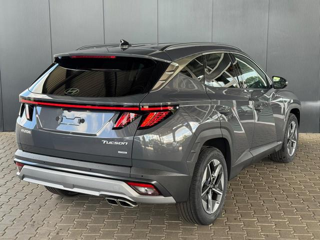 Hyundai TUCSON Comfort 1.6 T-GDI 4WD 7DCT / LED PDC V&H + Kamera Sitz Lenkradheizung Alu 18" 