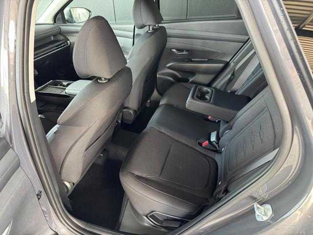 Hyundai TUCSON Comfort 1.6 T-GDI 4WD 7DCT / LED PDC V&H + Kamera Sitz Lenkradheizung Alu 18" 