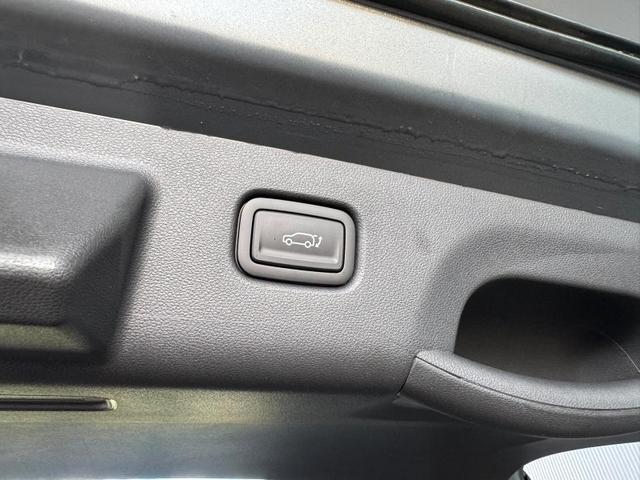 Hyundai KONA Elektro Prestige Line 64,8 kWh / Head-up Bose-Sound 360 Grad Sitzheizung + Bel&uuml;ftung ACC Memory Totwinkel LED Alu 17'' 