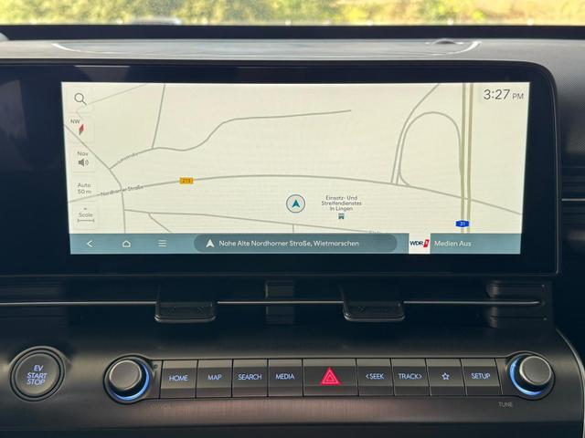 Hyundai KONA Elektro Prestige Line 64,8 kWh / Head-up Bose-Sound 360 Grad ACC Sitzheizung + Bel&uuml;ftung Memory Keyless el. Heckklappe LED Alu 17'' 