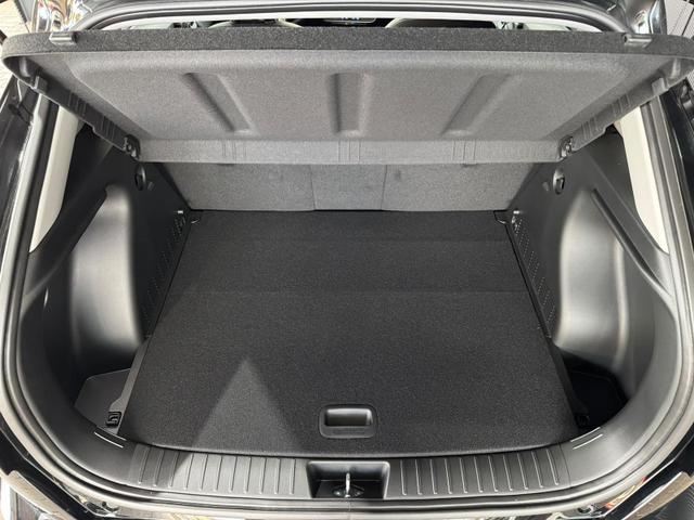 Hyundai KONA Elektro Comfort 64,8 kWh / 360 Grad Totwinkel Sitz + Lenkradheizung LED Alu 18'' 