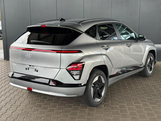 Hyundai KONA EV Comfort 64,8 kWh / 360 Grad Totwinkel Sitz + Lenkradheizung LED Alu 18'' 