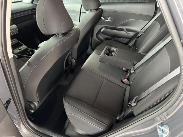 Hyundai KONA Elektro Comfort 64,8 kWh / 360 Grad Totwinkel Sitz + Lenkradheizung LED Alu 18'' 