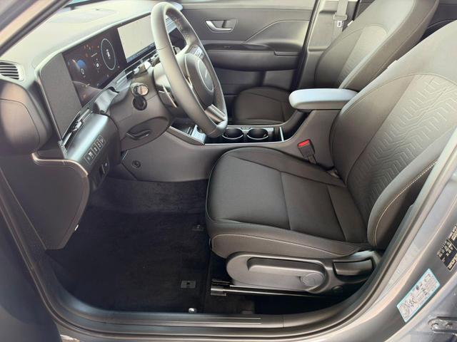 Hyundai KONA Comfort Plus 1.6 T-GDI 2WD 7-DCT / PDC V&H + Kamera Sitz Lenkradheizung Navi LED Alu 18'' 
