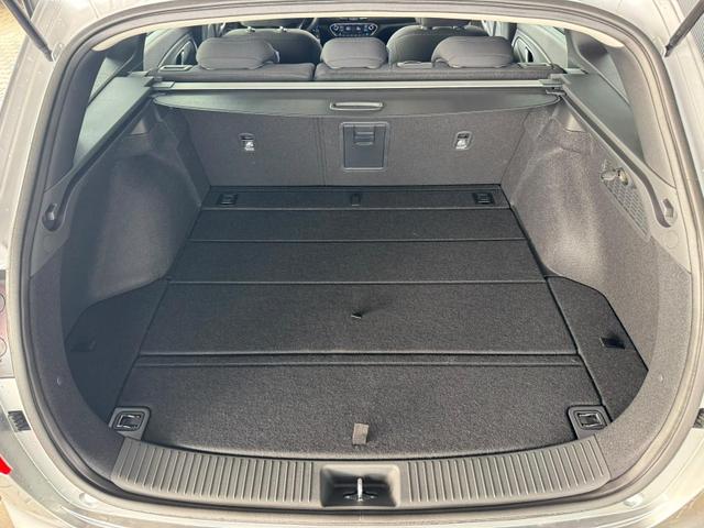 Hyundai i30 Kombi Comfort Line 1.6 T-GDI 2WD 7-DCT AT / Tempomat Kamera PDC vorne + hinten Sitz Lenkradheizung LED Alu 16'' 
