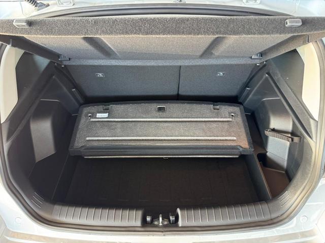 Hyundai BAYON Comfort Plus 1.0 T-GDI 7-DCT AT / Tempomat Kamera Sitz + Lenkradheizung Navi Alu 16'' 