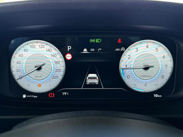Hyundai BAYON Comfort Plus 1.0 T-GDI 7-DCT AT / Tempomat Kamera Sitz + Lenkradheizung Navi Alu 16'' 