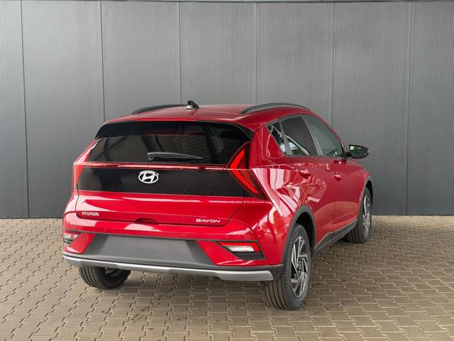Hyundai BAYON Comfort Plus 1.0 T-GDI 7-DCT AT / Tempomat Kamera Sitz + Lenkradheizung Navi Alu 16'' 