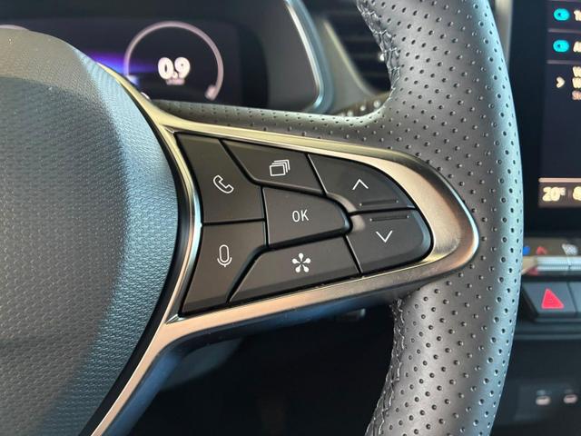 Renault Captur Techno TCe 90 1.0 Turbo 6-MT / Tempomat Kamera PDC vorne + hinten Keyless Sitz Lenkradheizung LED Alu 18'' 
