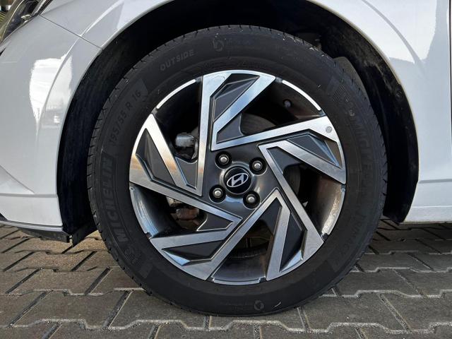 Hyundai i20 Comfort 1.0 T-GDI Automatik / LED Tempomat Navi R&uuml;ckfahrkamera Alu 16" 
