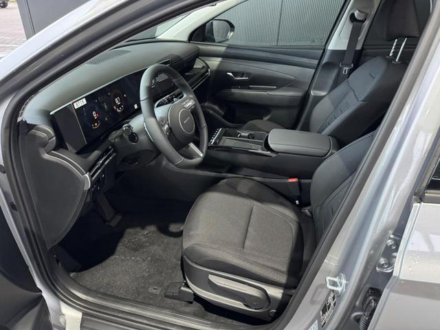 Hyundai TUCSON Comfort 1.6 T-GDI 4WD 7-DCT / Keyless Tempomat PDC vorne + hinten Kamera Totwinkel Sitz Lenkradheizung LED Alu 18" 