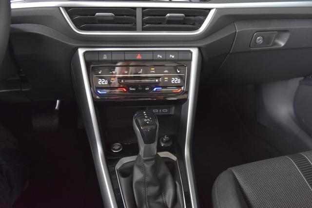 T-Roc Cabrio 1.5 TSI DSG Style / Navi PDC V+H.m.Kamera Keyless Sitz + Lenkr.Heiz./ LED ALU17 