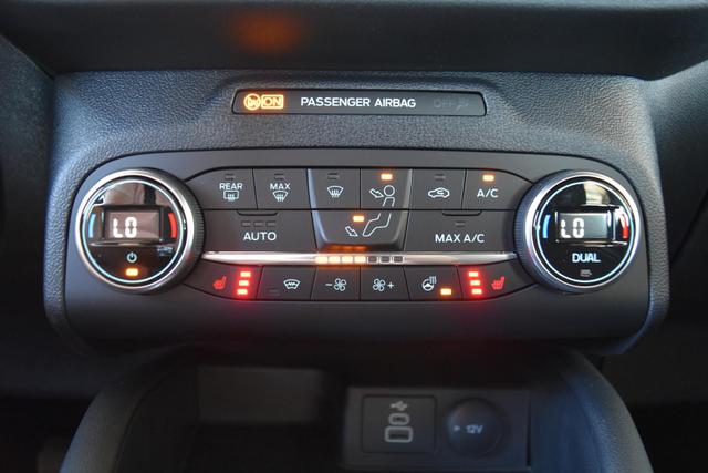 Kuga ST Line ST-Line Hybrid 2.5 190 PS CVT 2WD / Navi Keyless E-Heckklappe Sitzh. V+H./ PDC V+H./Kamera ALU18 